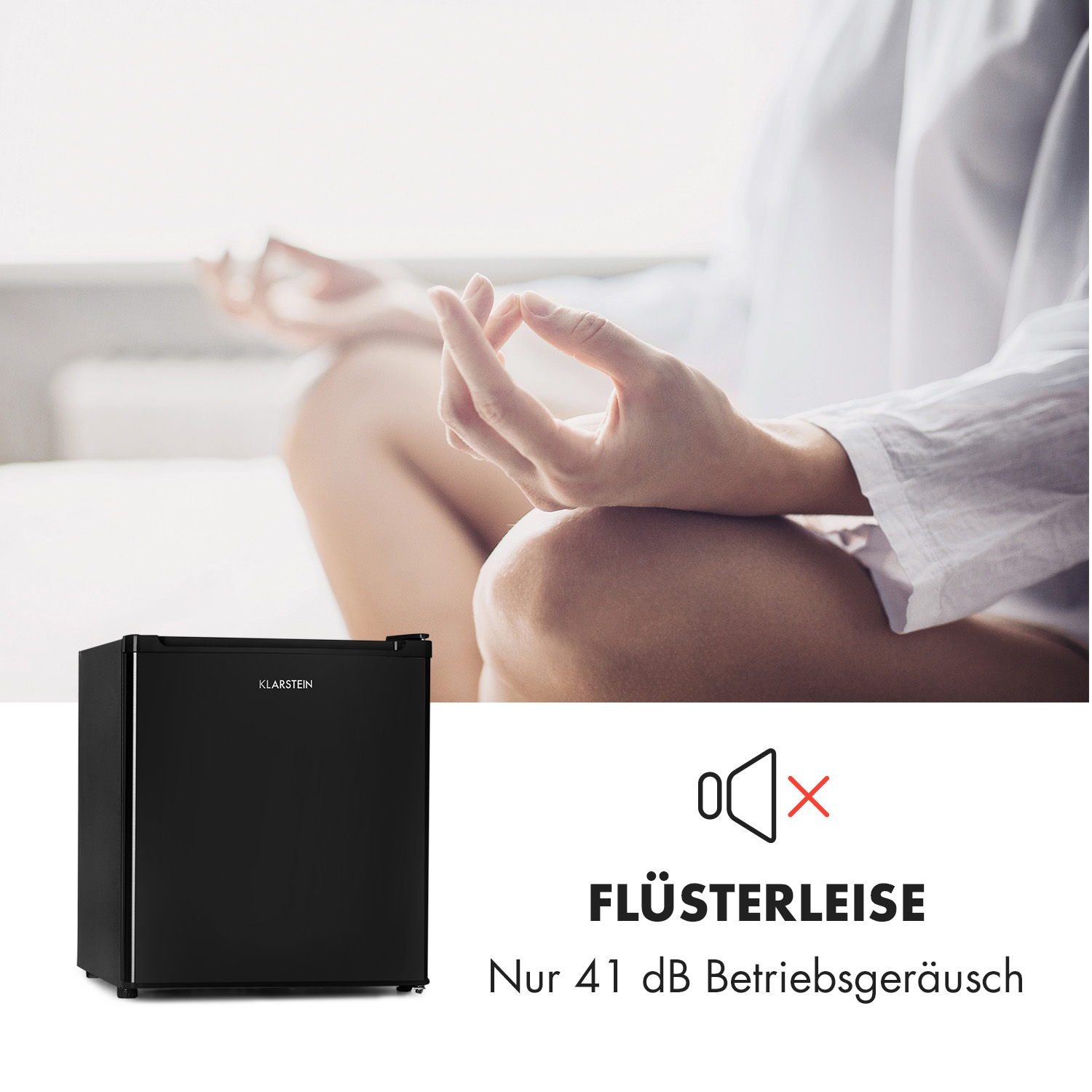 Schwarzer Mini-Kühlschrank mit einer Person, die im Hintergrund meditiert.