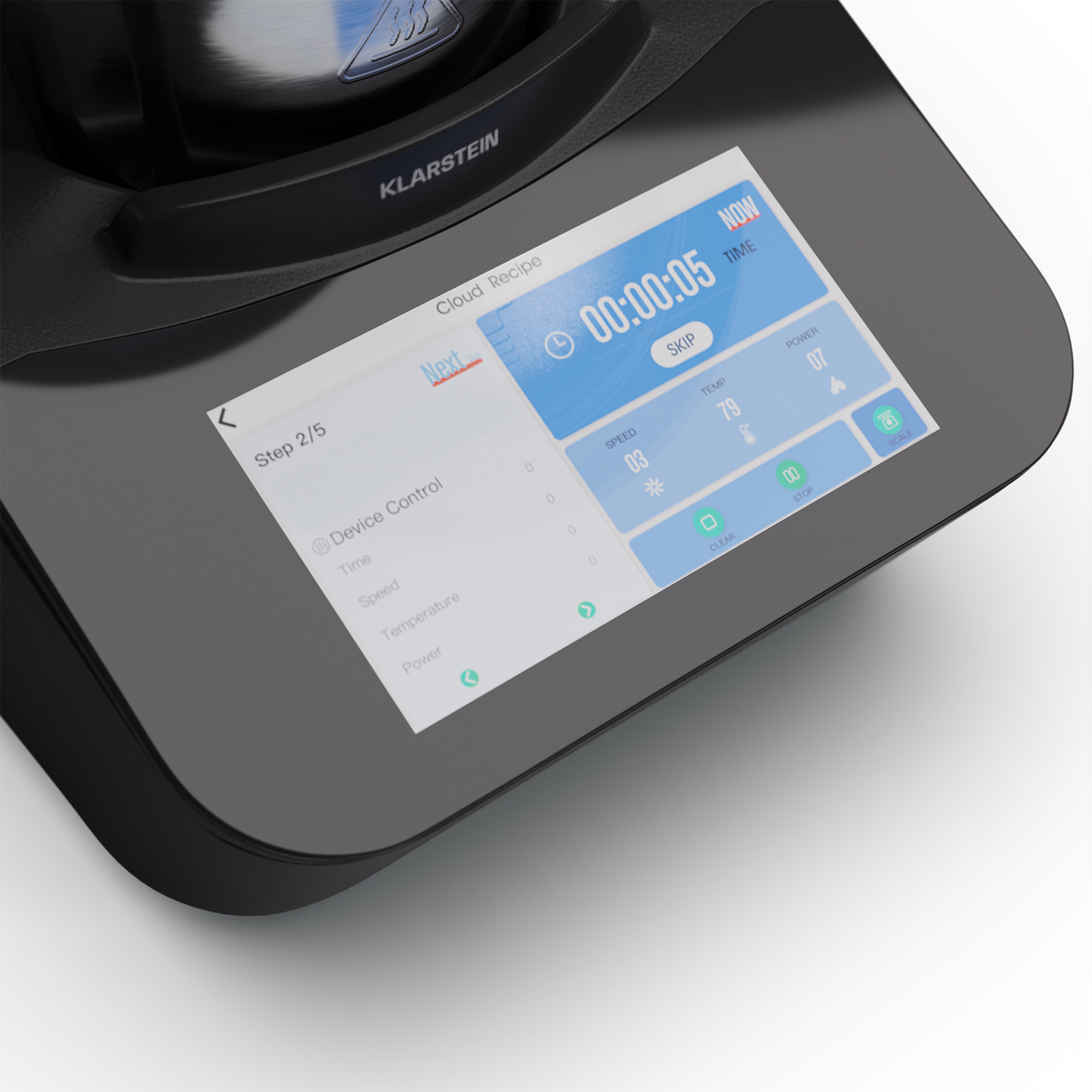 Primo piano di un touchscreen di un elettrodomestico da cucina nero che mostra una ricetta con tempo, velocità e temperatura.