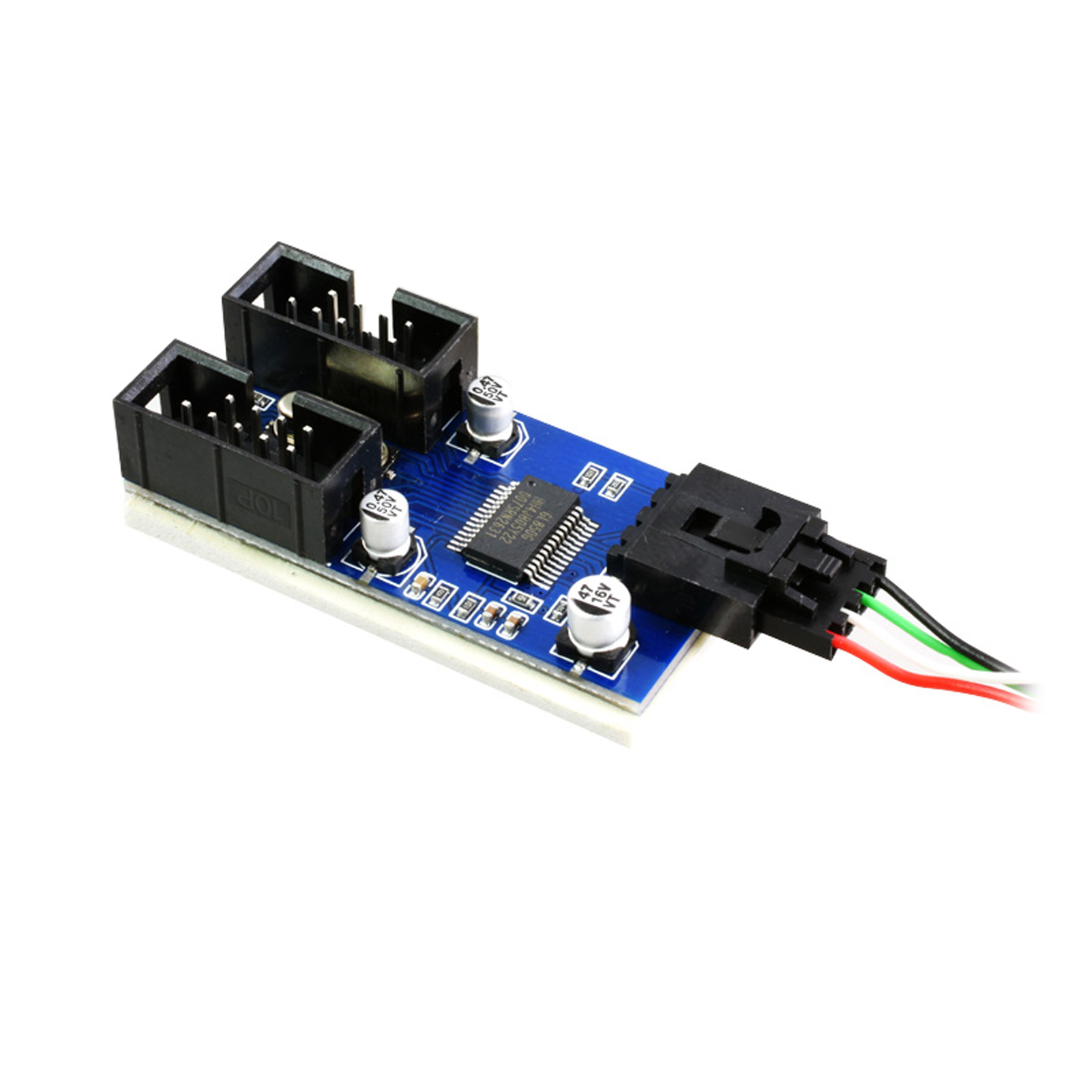 Eine blaue Leiterplatte mit Anschlüssen und Drähten. Es ist ein USB 3.0 Frontpanel-Adapter.