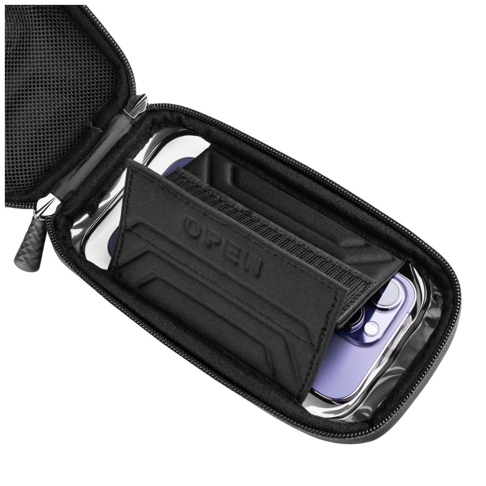 Eine schwarze Handytasche mit einem Telefon darin. Die Hülle ist offen und gibt das Telefon frei.