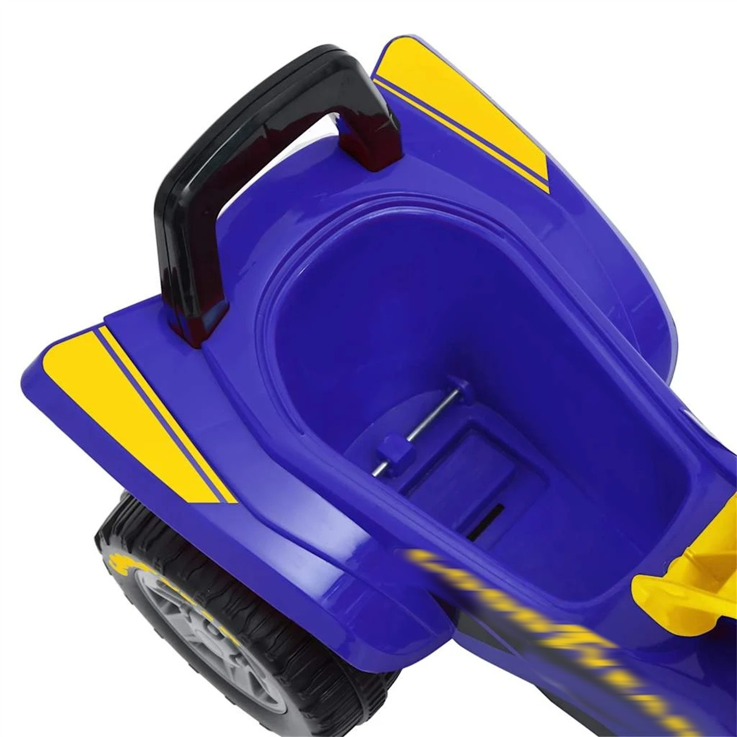 Blaues Spielzeugauto mit gelben Akzenten. Ansicht der Rückseite des Autos mit Griff und Stauraum.