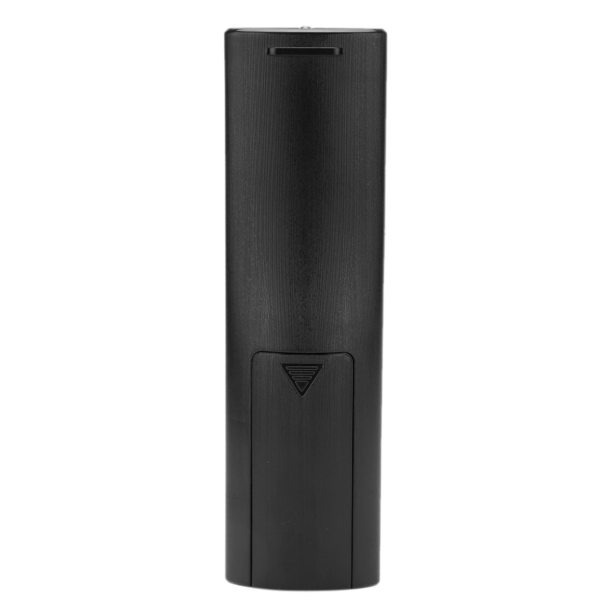 Rückseite der schwarzen Fernbedienung mit Batteriefach und kleiner Öffnung oben.