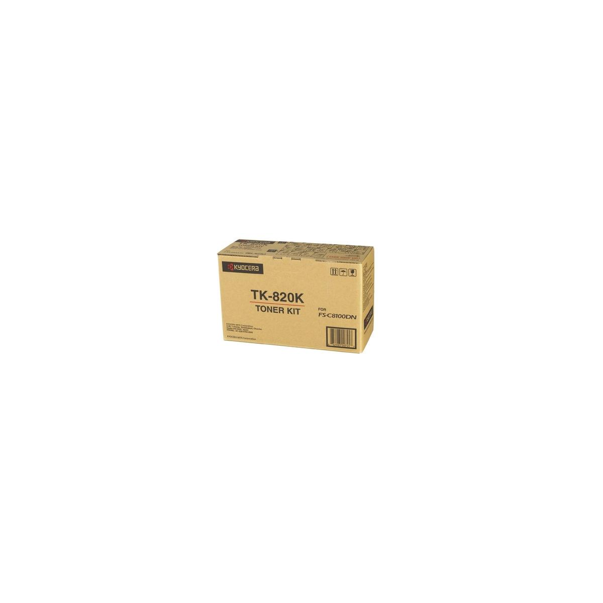 Een Kyocera tonersetbox op een witte achtergrond.