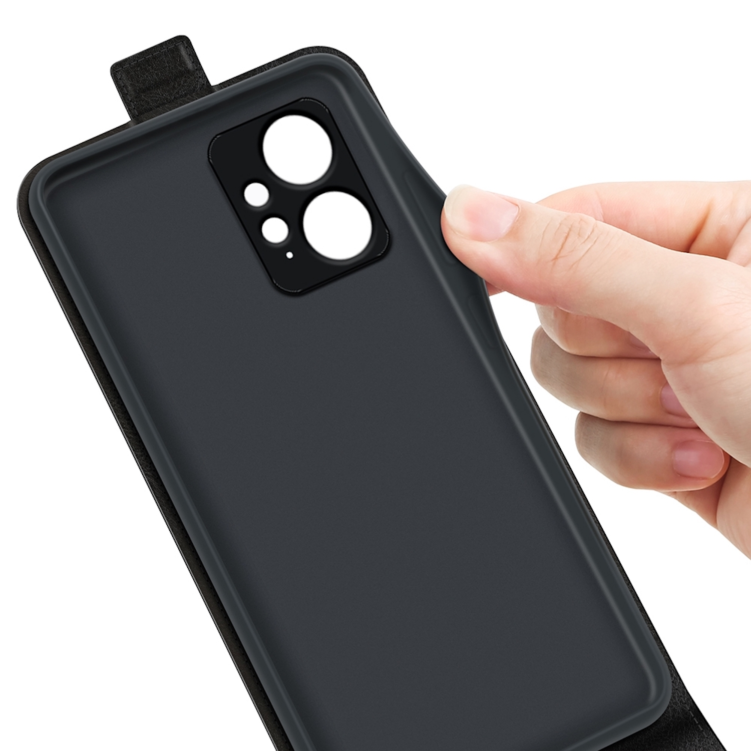 Eine Hand hält eine schwarze Handyhülle und enthüllt das darin befindliche Telefon.
