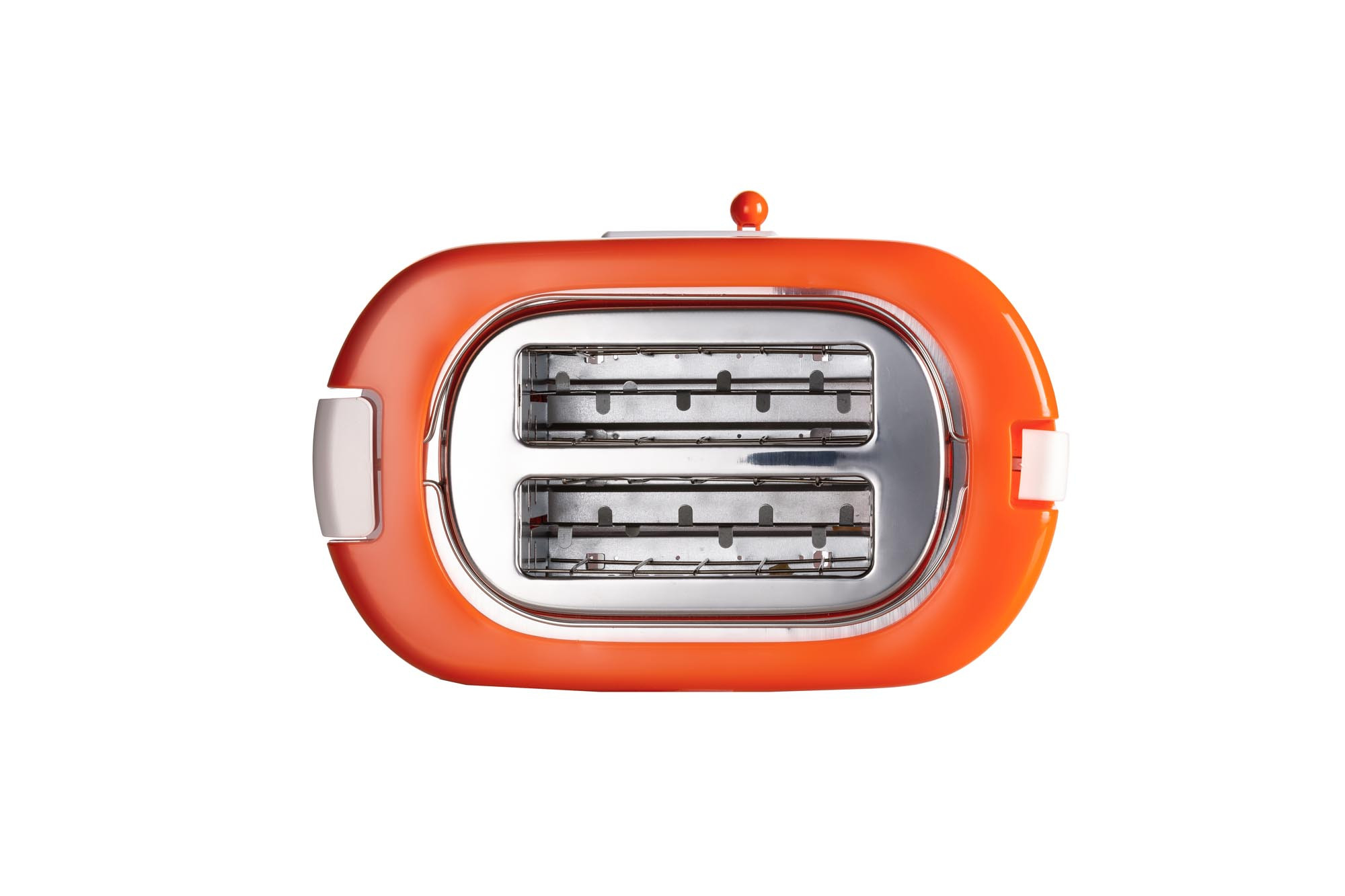 Oranje retro-broodrooster, bovenaanzicht, geïsoleerd op wit. Chroom details en sleuven.