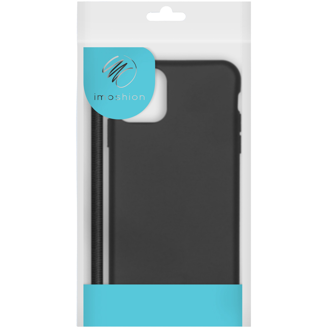 Zwarte telefoonhoes in een transparante verpakking met een wit en blauw label.