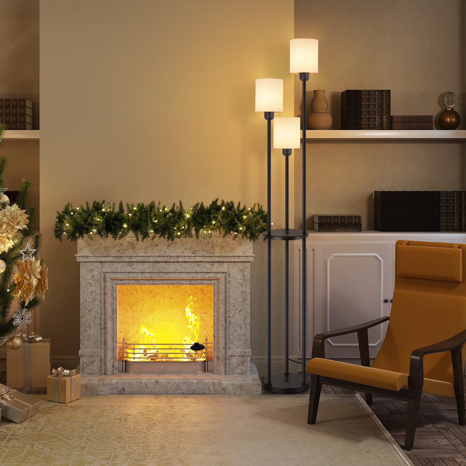 Salon z kominkiem, lampą podłogową z trzema światłami, krzesłem i dekoracjami świątecznymi.