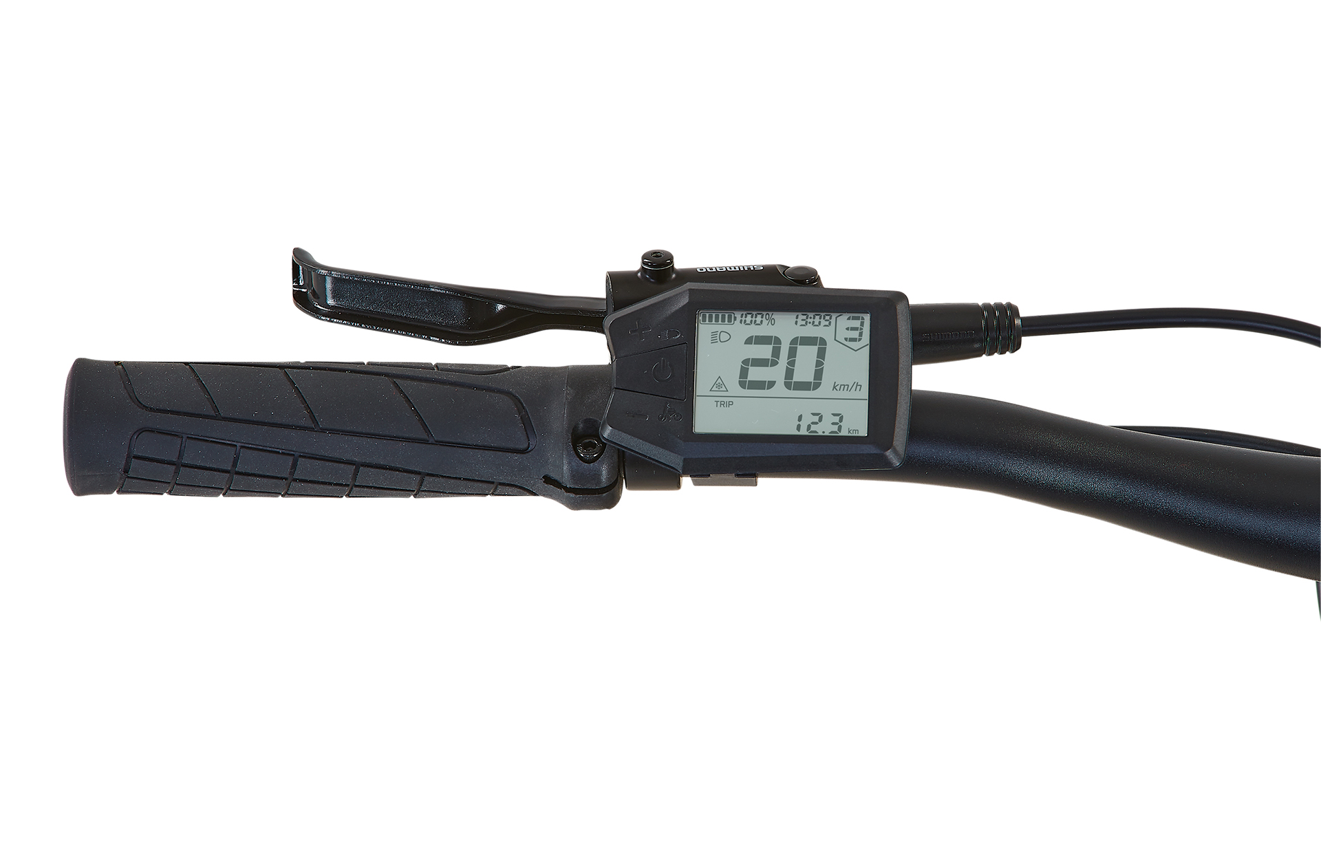 Nahaufnahme eines Fahrradlenkers mit digitaler Anzeige von Geschwindigkeit und anderen Werten.
