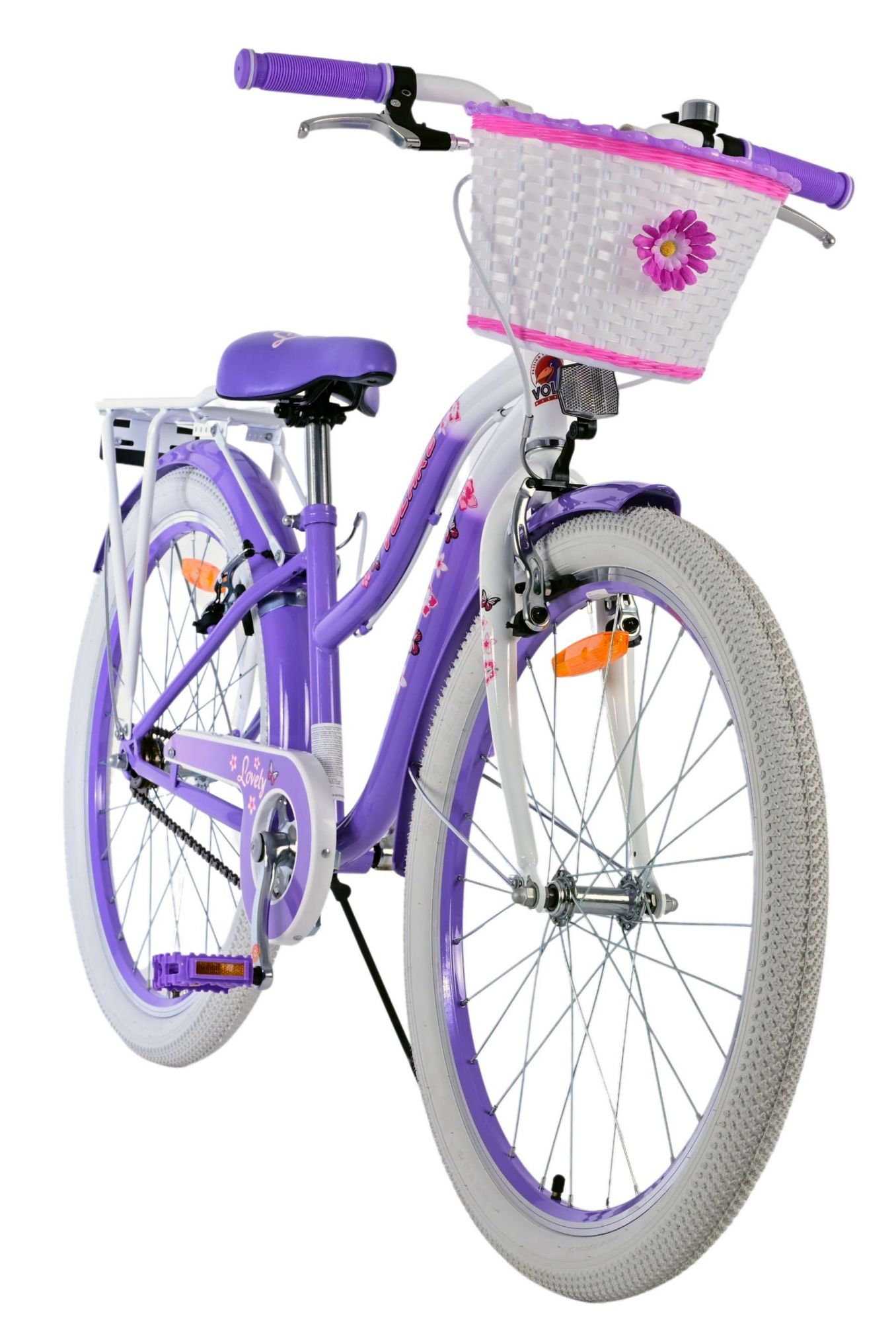 Lila-weißes Mädchenfahrrad mit Korb, Sitz und Trainingsrädern.