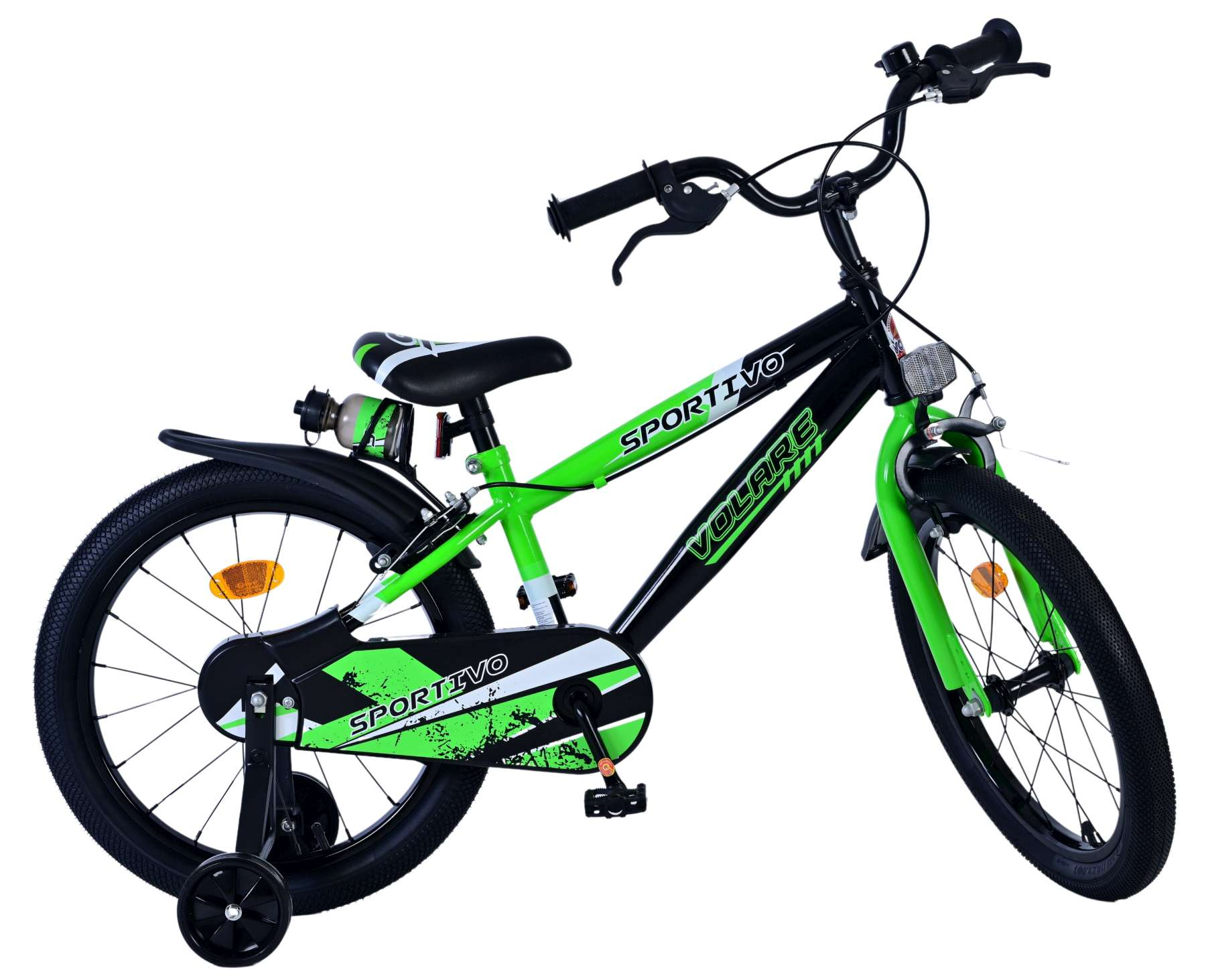 Grünes und schwarzes Kinderfahrrad mit Stützrädern, weißer Hintergrund.