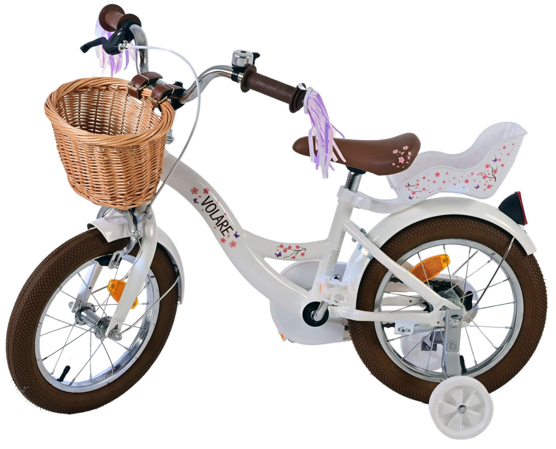 Weißes Kinderfahrrad mit Korb, braunen Reifen, Stützrädern und Puppensitz.