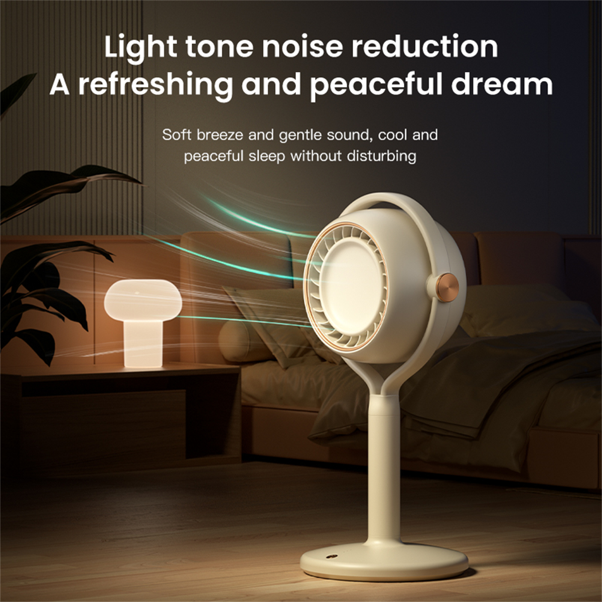 Weiß-beiger Ventilator mit Lampe auf einem Nachttisch. Moderner Ventilator auf Ständer.