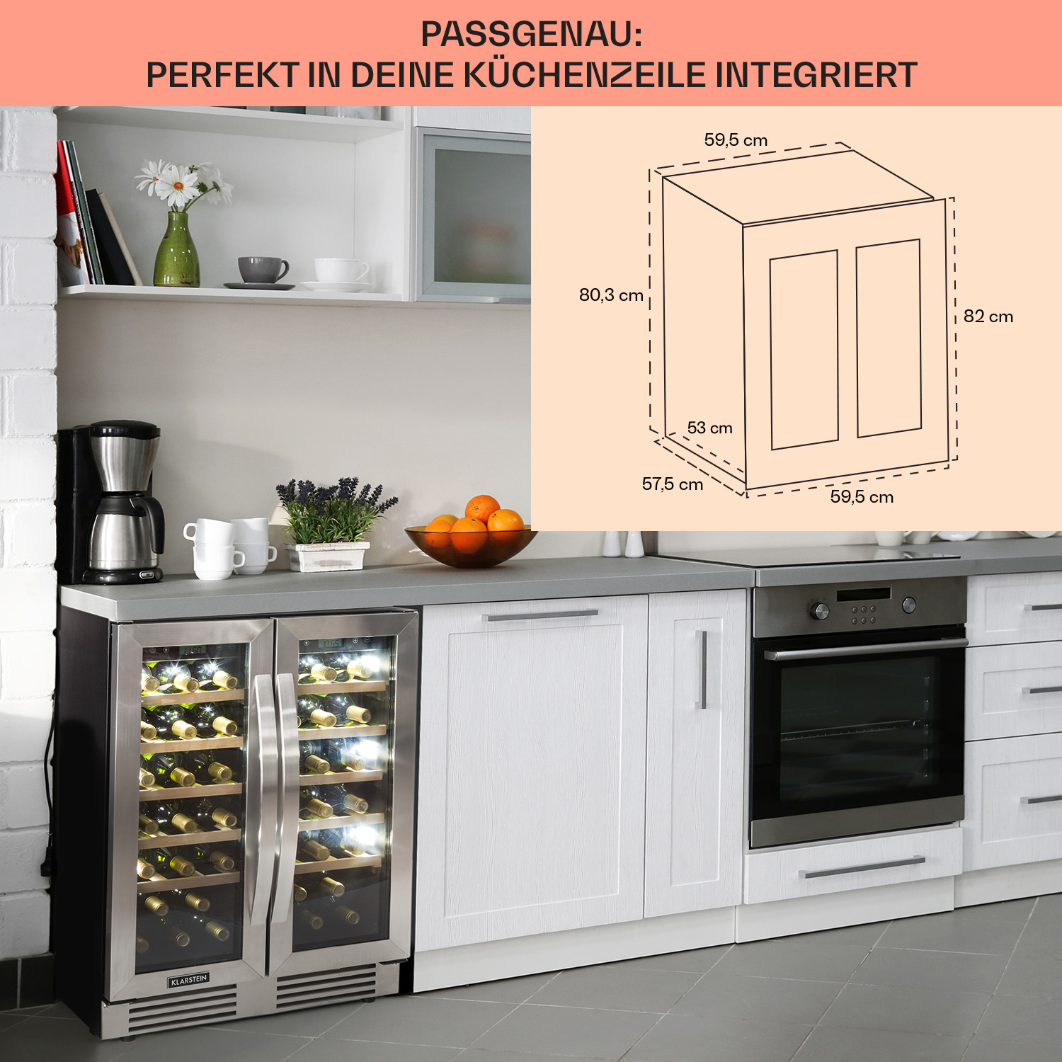Küchenaufbau mit Weinkühler, Backofen und weißen Schränken. Abmessungen des Schranks werden gezeigt.
