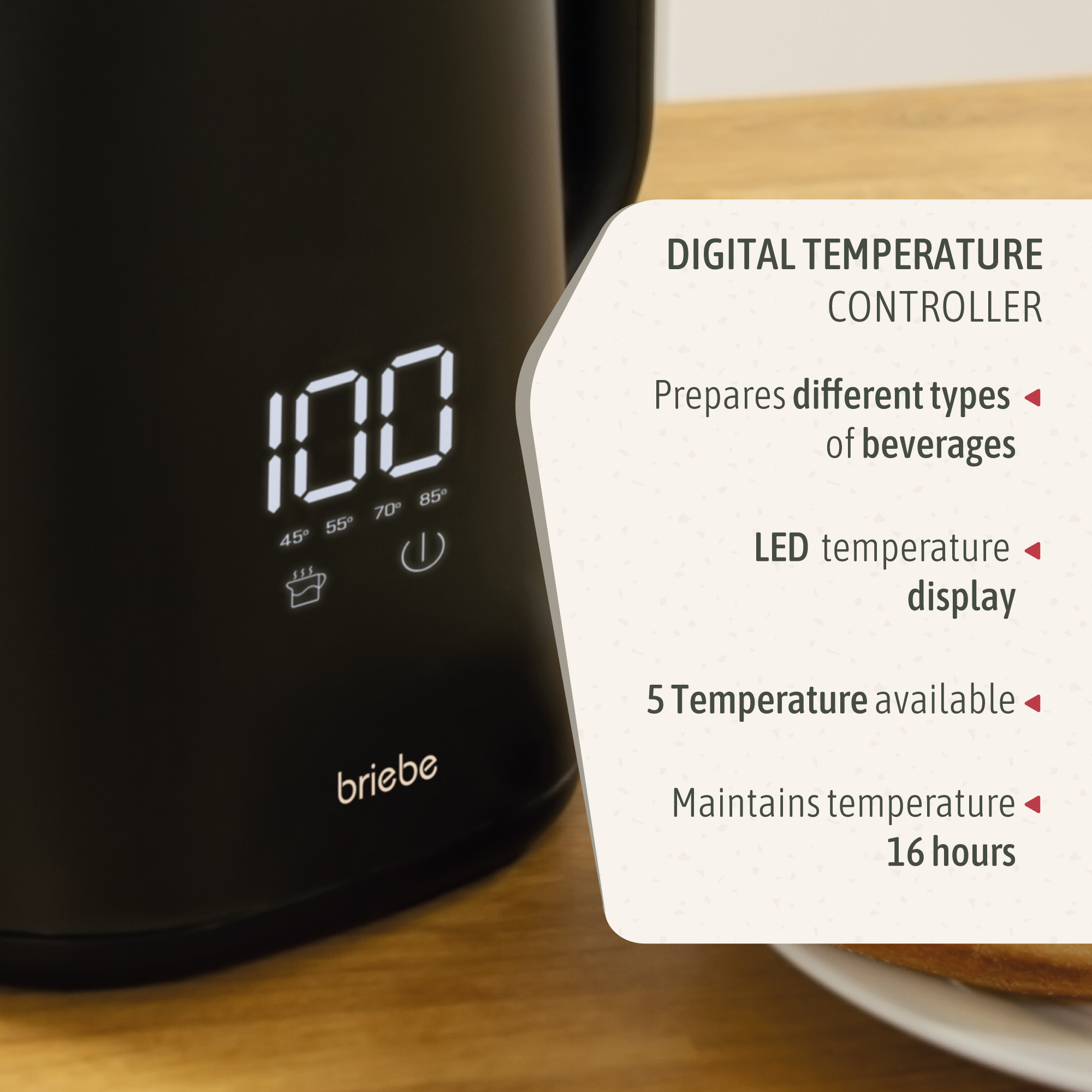 Schwarzer Wasserkocher mit Digitalanzeige, die 100 anzeigt. Text beschreibt die Temperaturregelung.