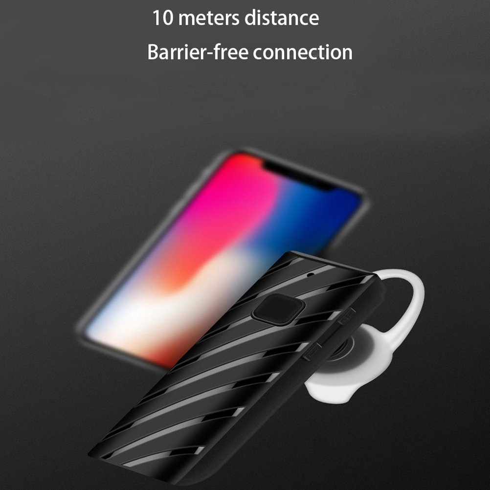 Ein schwarzer und weißer Ohrhörer neben einem verschwommenen Smartphone. Text sagt 10 Meter und barrierefrei.