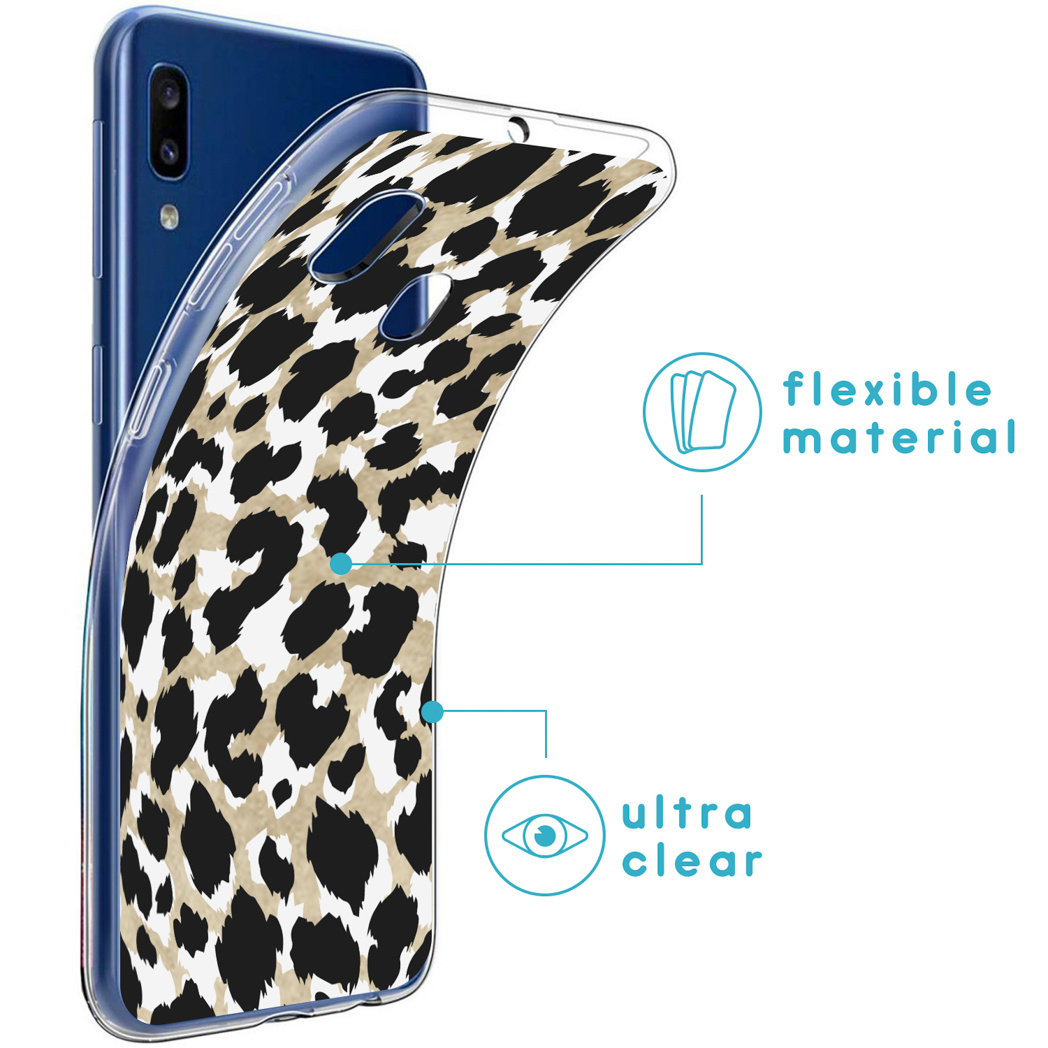 Custodia per telefono con stampa leopardata su un telefono blu, con testo sul materiale.