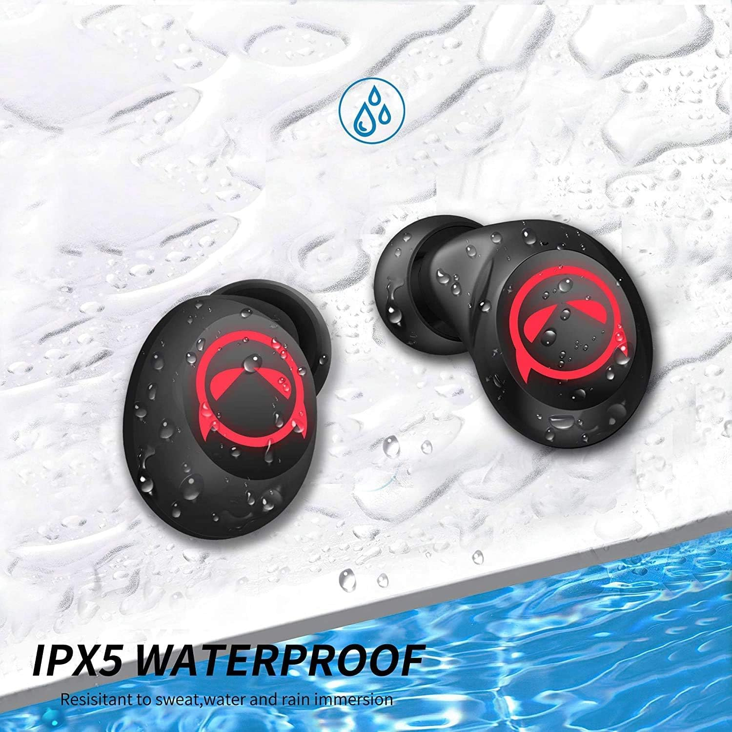 Schwarze Ohrhörer mit roten Details. Text: 'IPX5 WASSERDICHT'. Wassertropfen im Hintergrund.