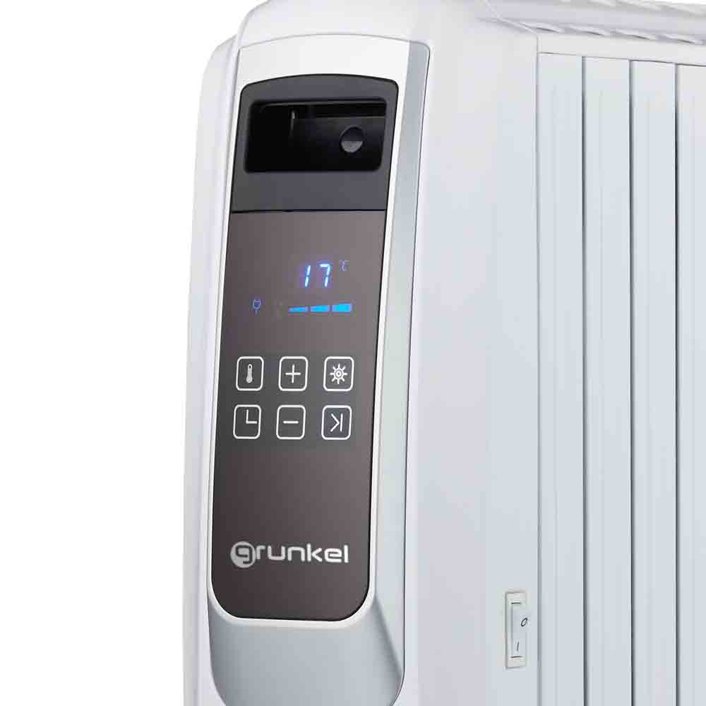 Termosifone elettrico bianco con display digitale che mostra 17 gradi Celsius.