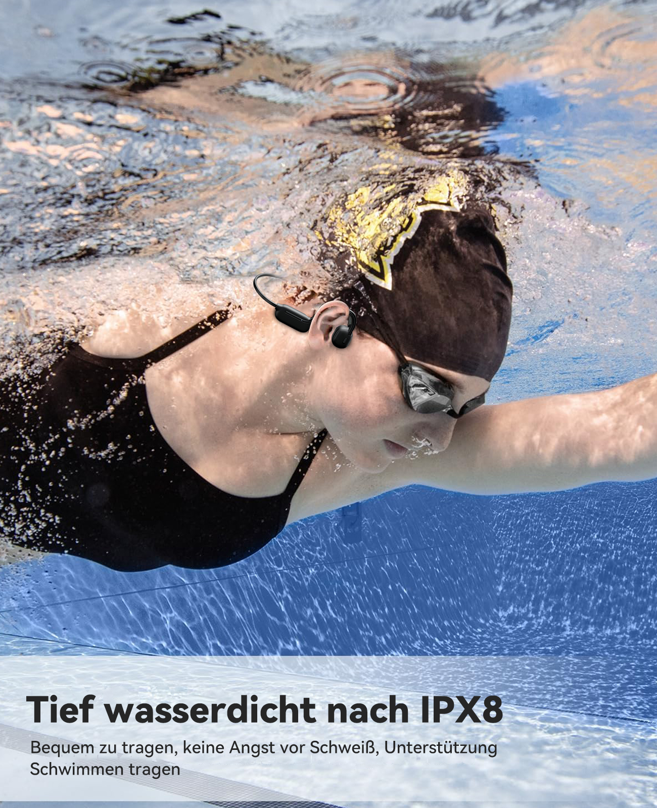 Eine Frau schwimmt unter Wasser mit Mütze und Brille. Text: 'tief wasserdicht nach IPX8'.