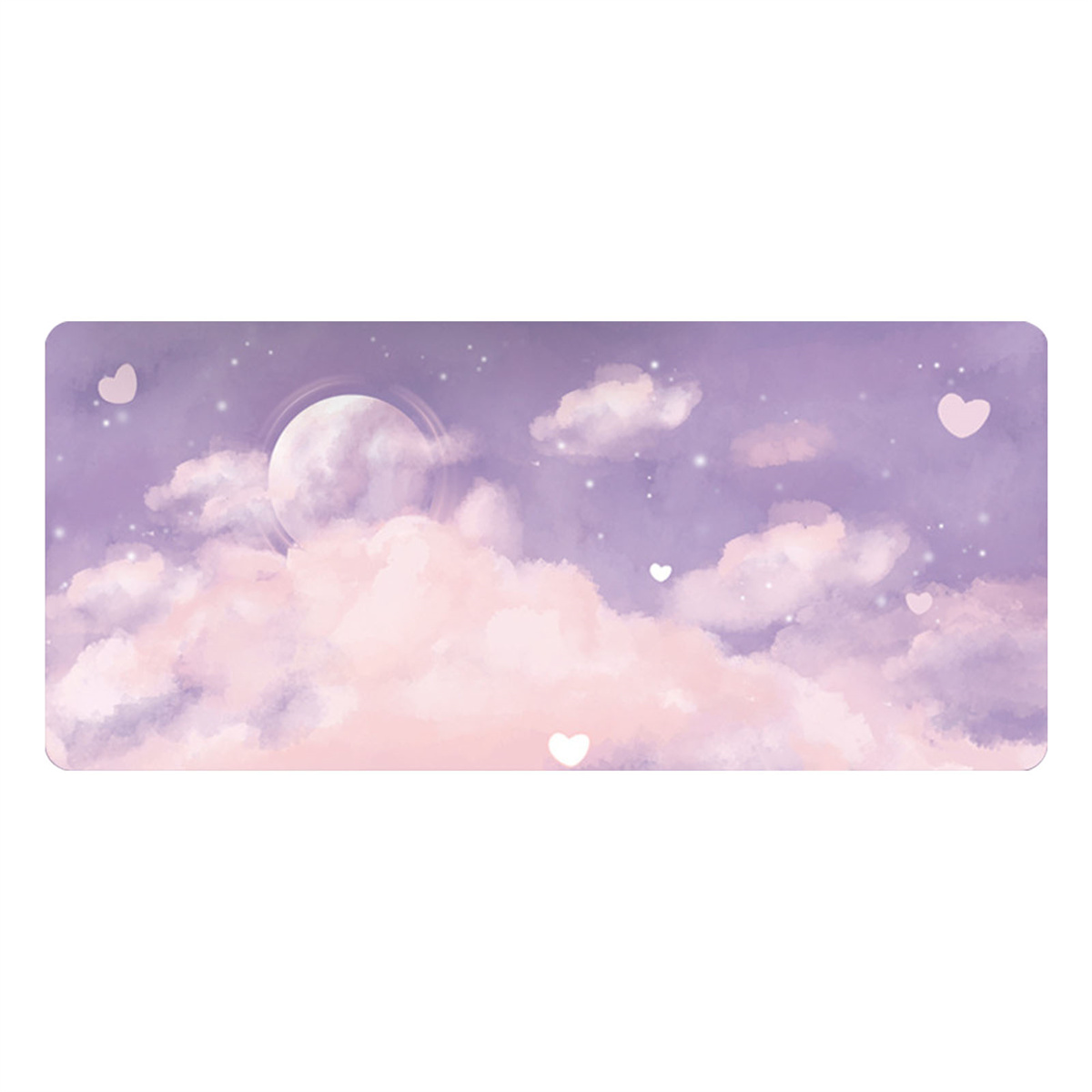 Ein lila Mousepad mit Wolken, Herzen und Mond-Design. Der Hintergrund ist helllila.
