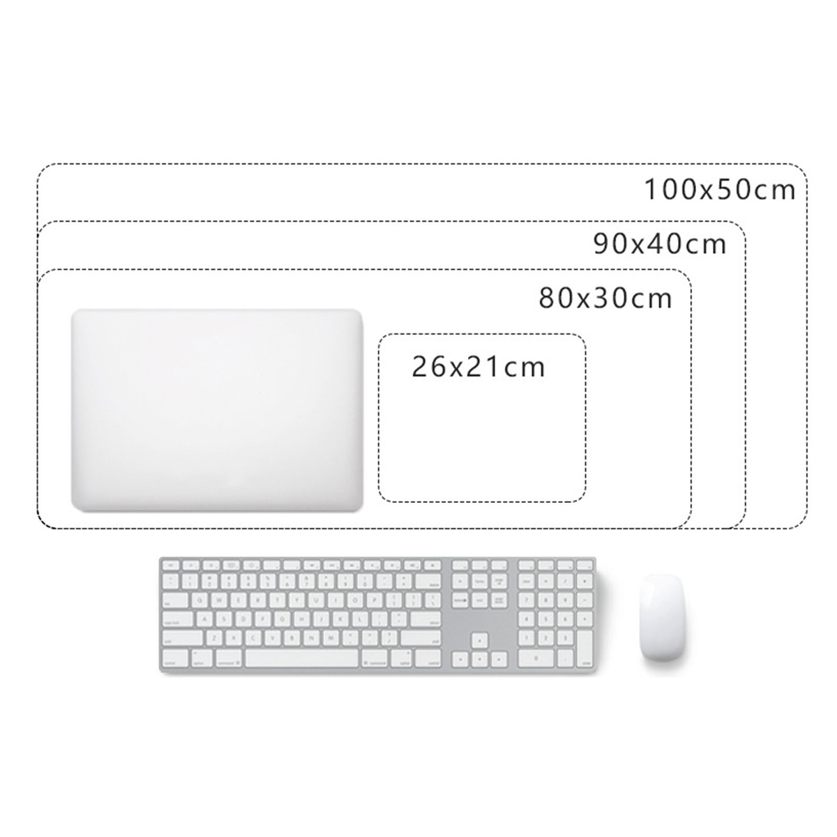 Weiße Tastatur, Maus und drei rechteckige weiße Mauspads in verschiedenen Größen.