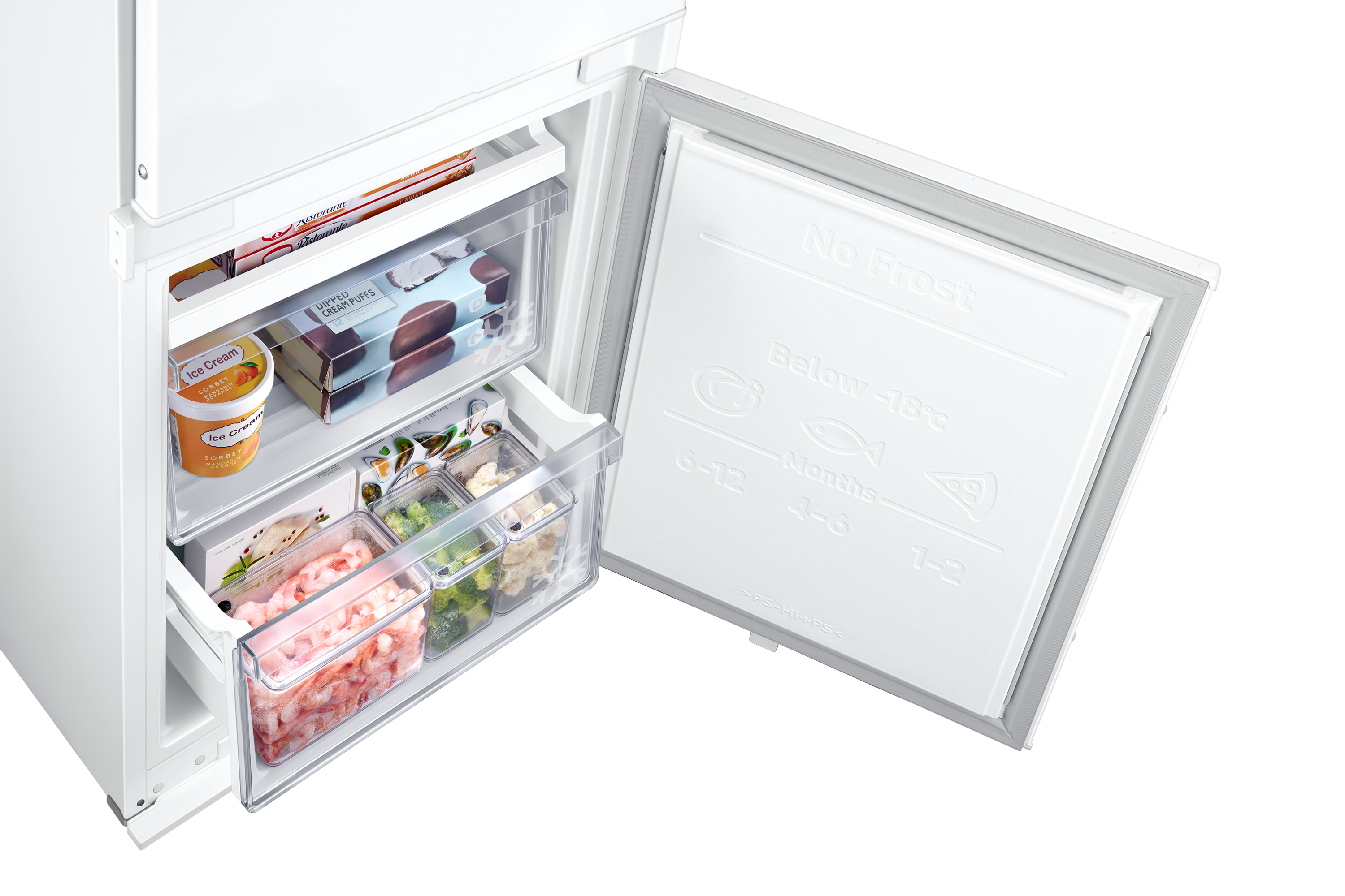 Frigorifero con scomparto congelatore aperto. Mostra cibi come gelato e verdure.