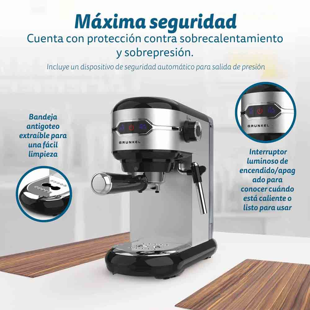 Máquina de espresso con diseño plateado y negro, con bandeja de goteo y etiquetas de texto.
