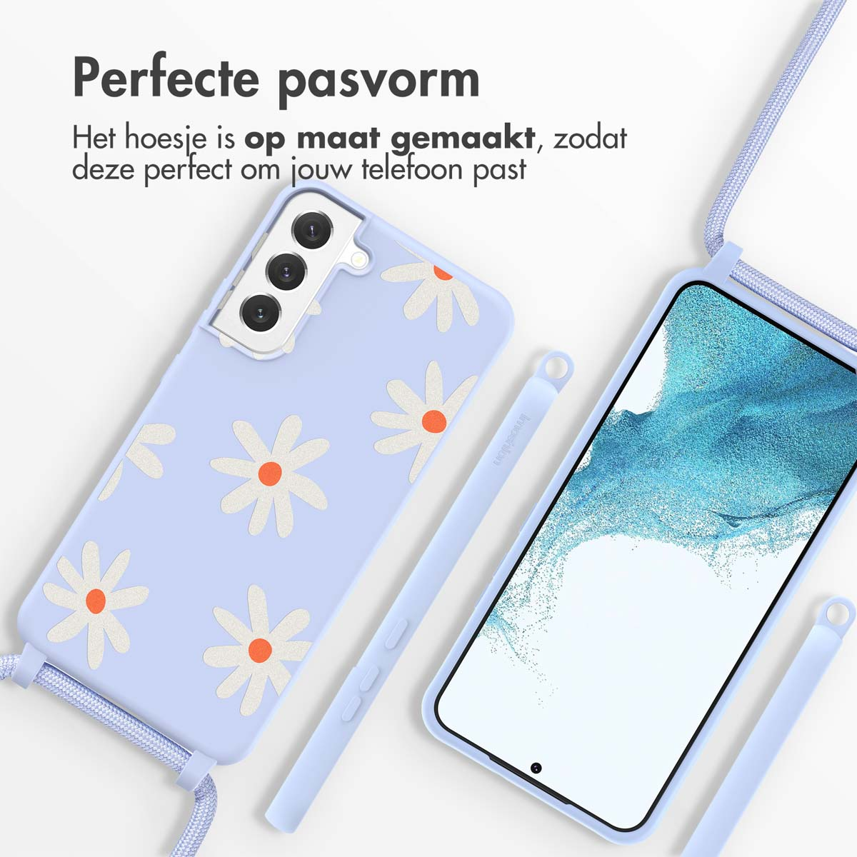 Een lichtblauw telefoonhoesje met madeliefontwerpen, een telefoon en een telefoonriem.
