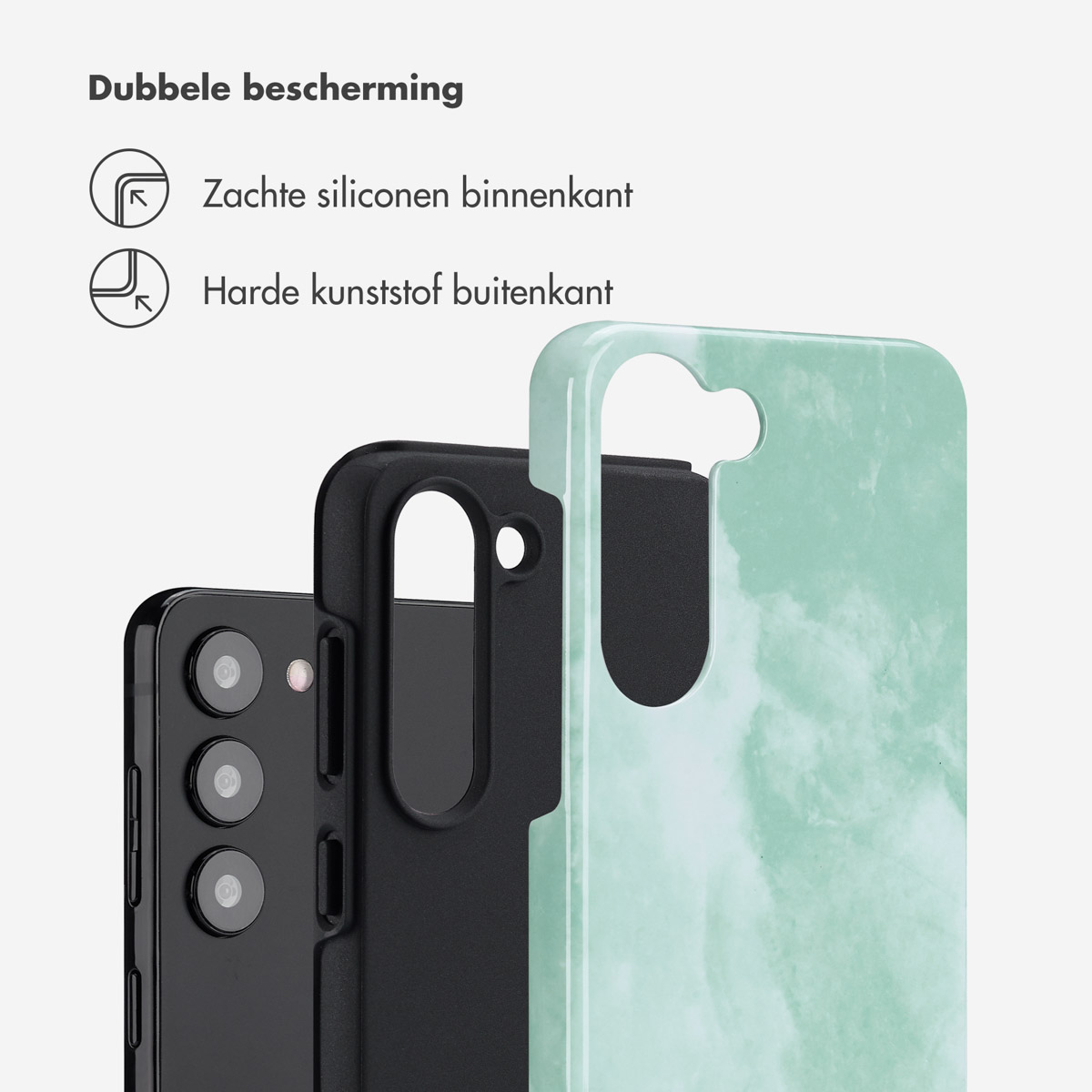 Custodia per telefono, un telefono nero e un iPhone con custodia a motivo marmoreo. Sfondo chiaro.