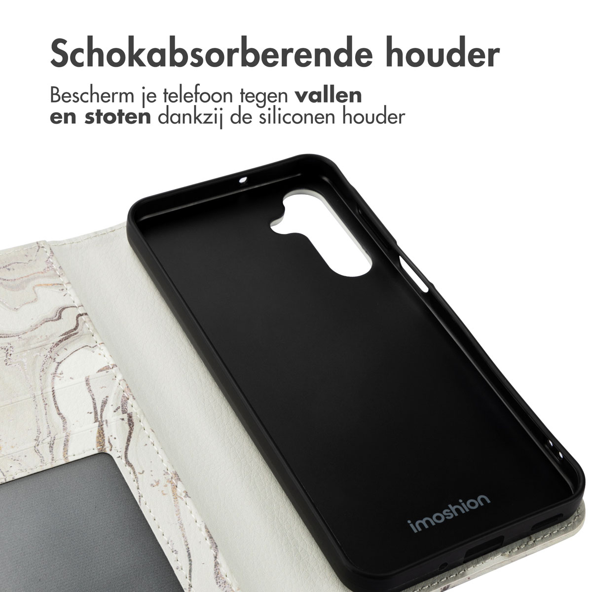 Coque de téléphone noire ouverte, révélant un intérieur à motifs et un téléphone. La coque a un logo.