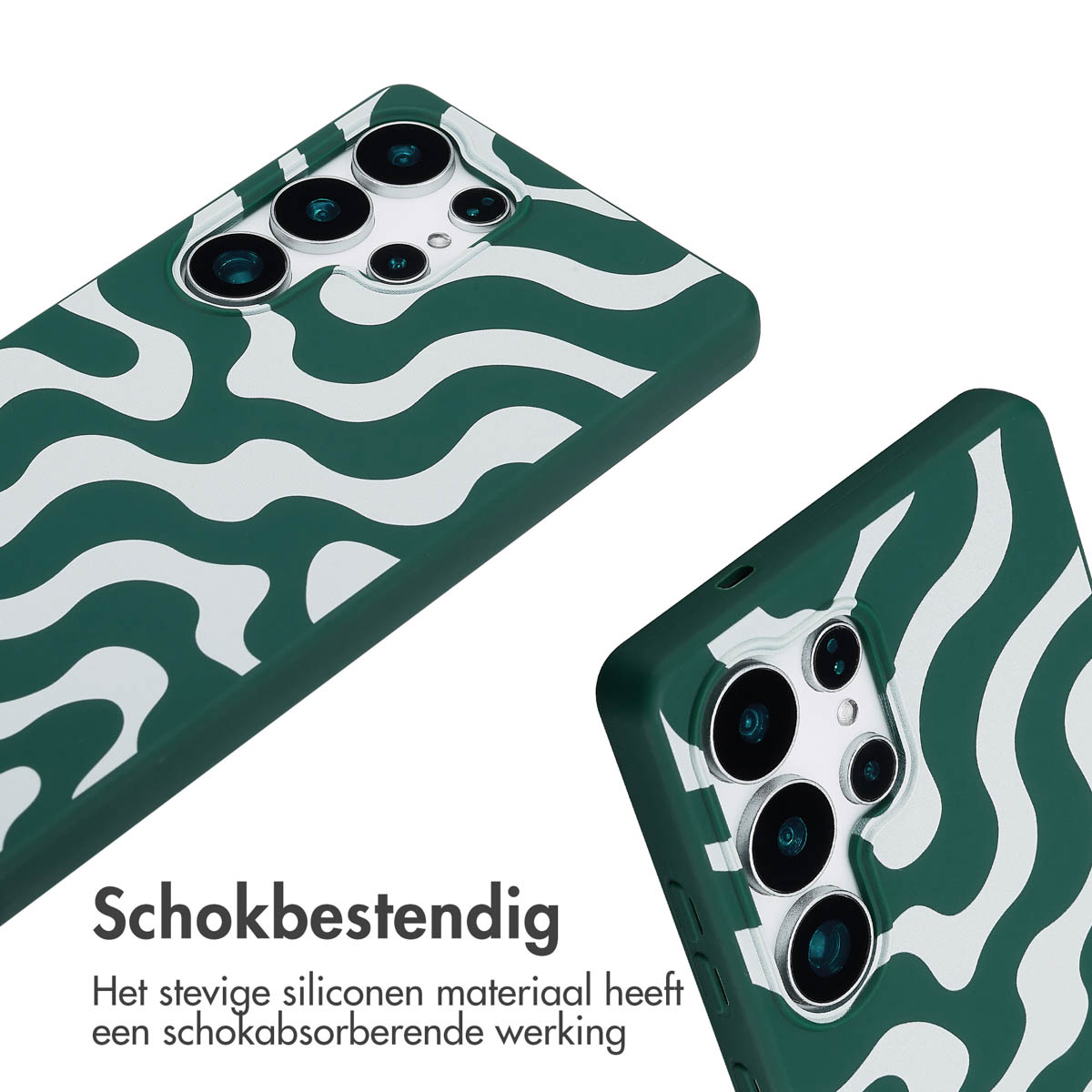 Twee telefoonhoesjes met groen-witte golfpatronen. Witte achtergrond.