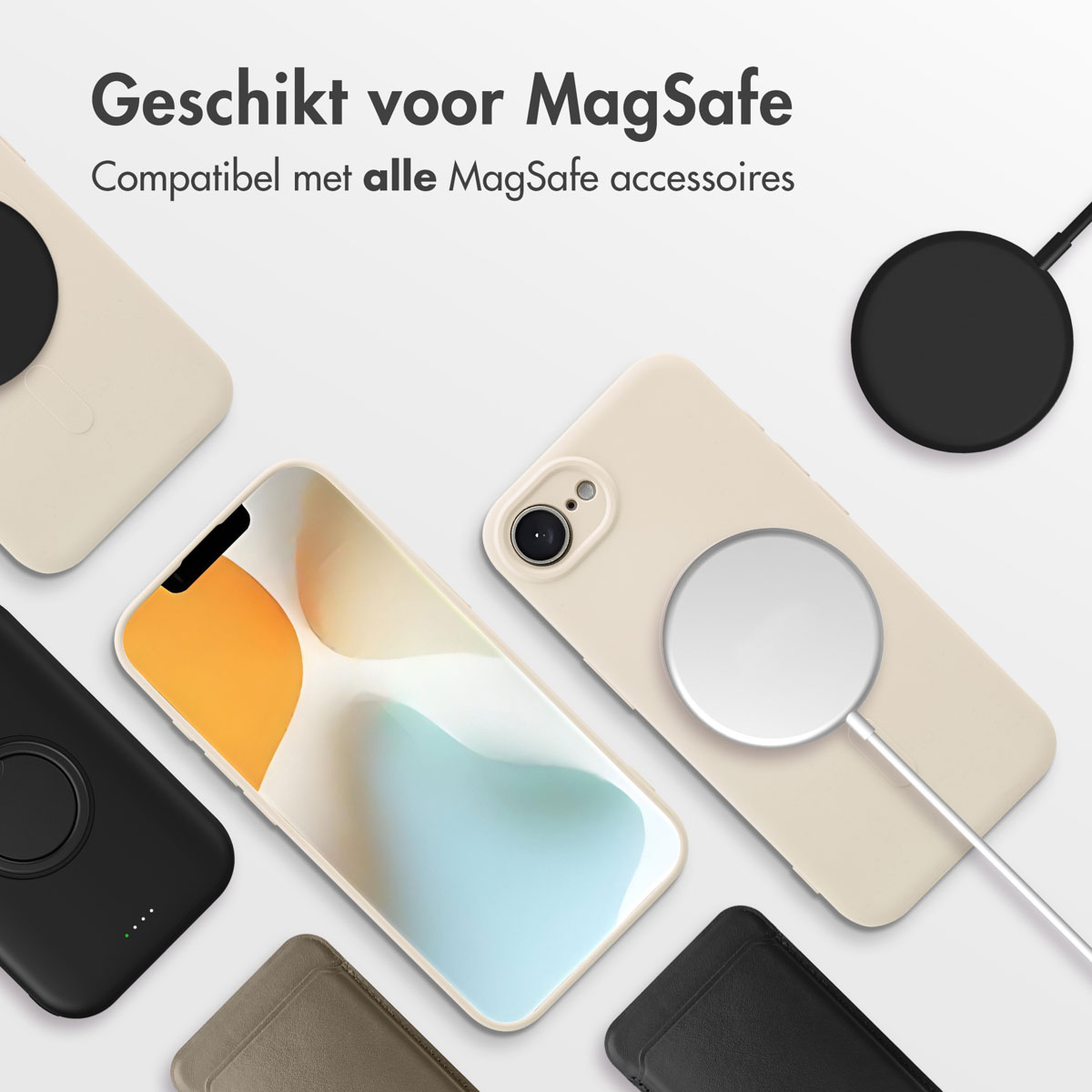 Verschillende telefoons en accessoires, waaronder opladers en hoesjes, liggen op een wit oppervlak met tekst bovenaan.