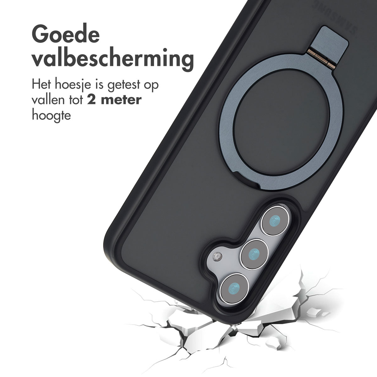 Telefoonhoes valt en komt op de grond. De hoes is zwart en er verschijnen scheuren.