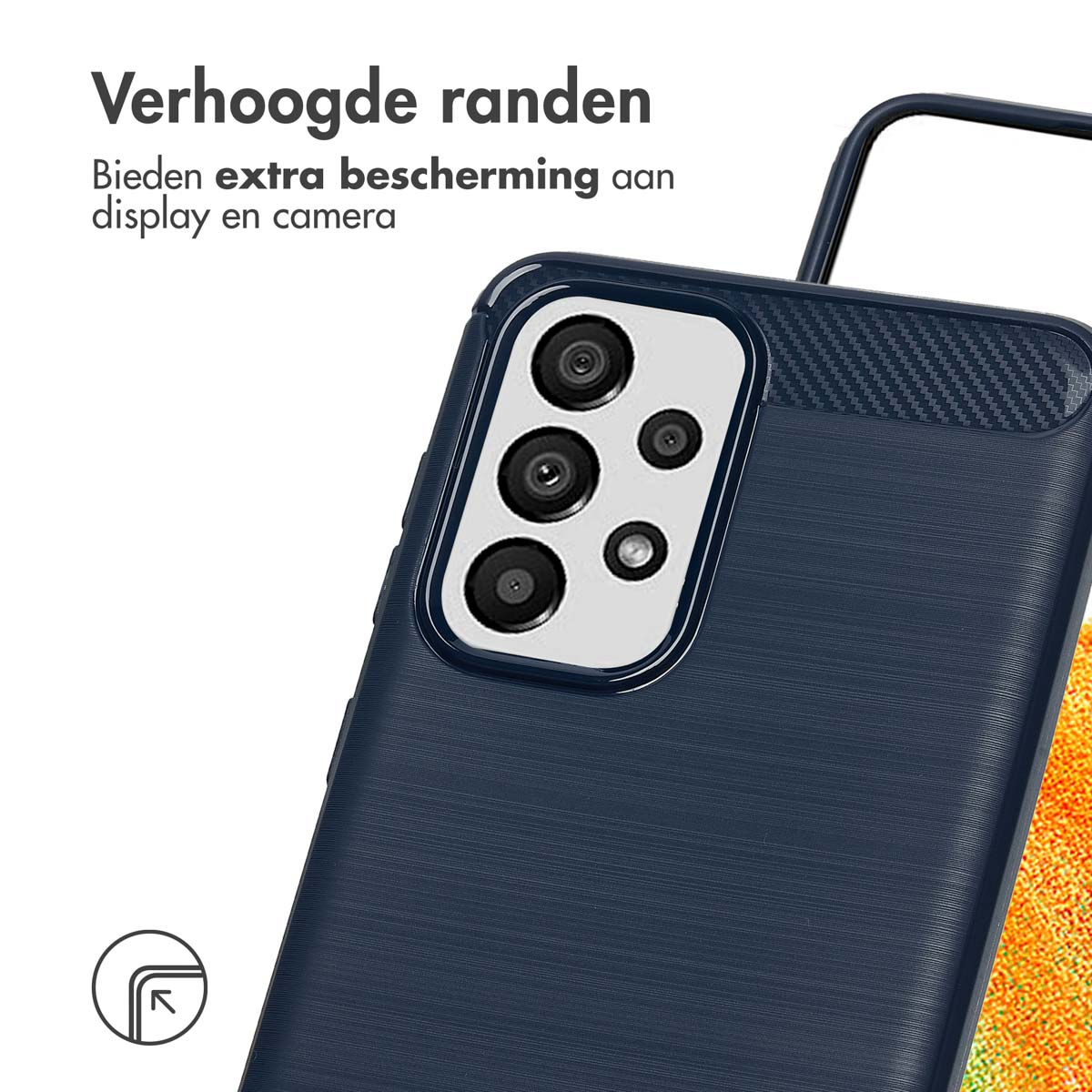 Marineblauwe telefoonhoes, close-up van de camera van de telefoon met tekst.