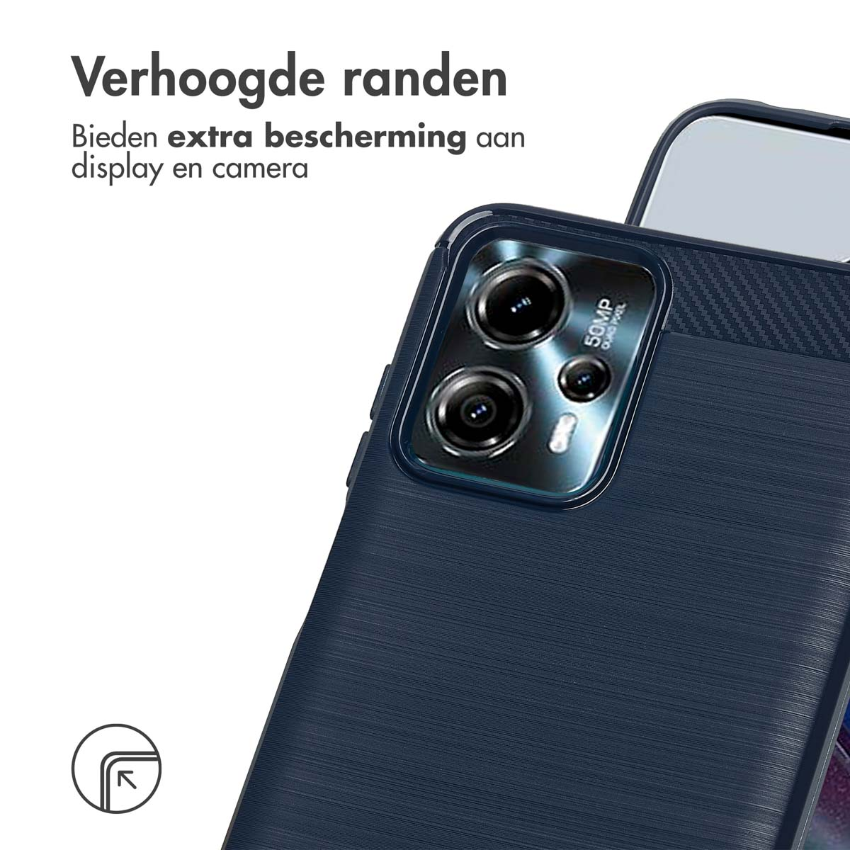 Coque de téléphone bleu foncé, une caméra avec trois lentilles est visible. Fond blanc.