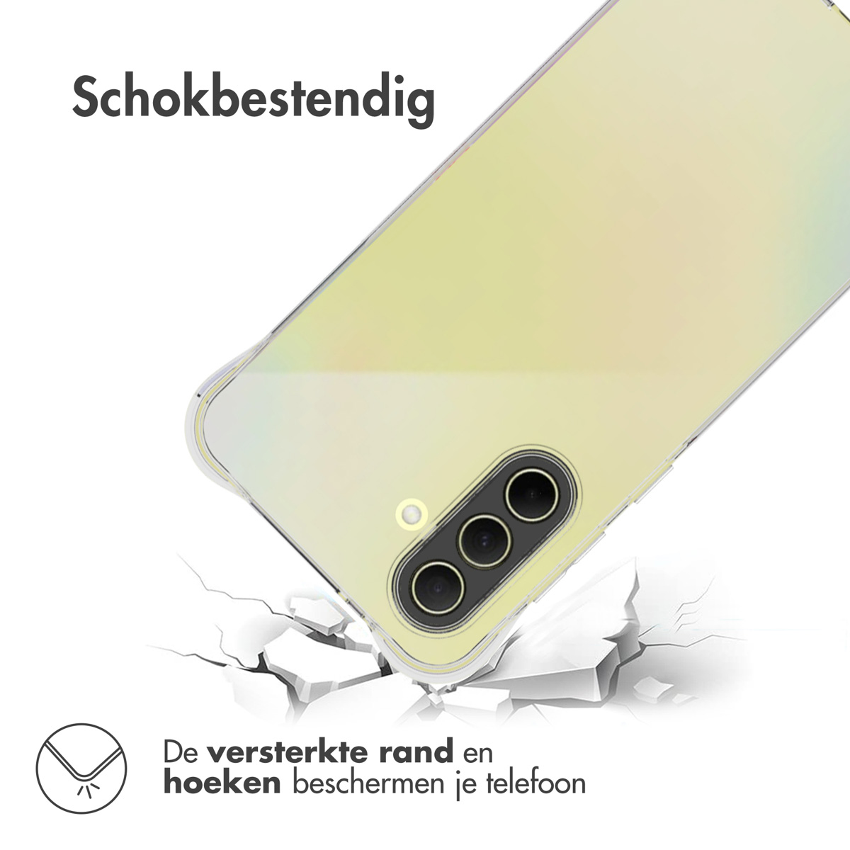Ein Telefon in einer durchsichtigen Hülle wird fallen gelassen, Risse erscheinen am Boden.