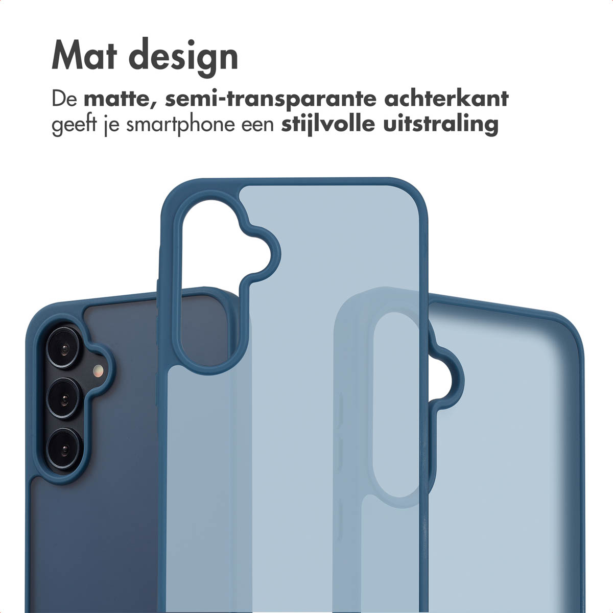 Blauwe telefoonhoes op een telefoon. De hoes is semi-transparant. Witte achtergrond met tekst bovenaan.