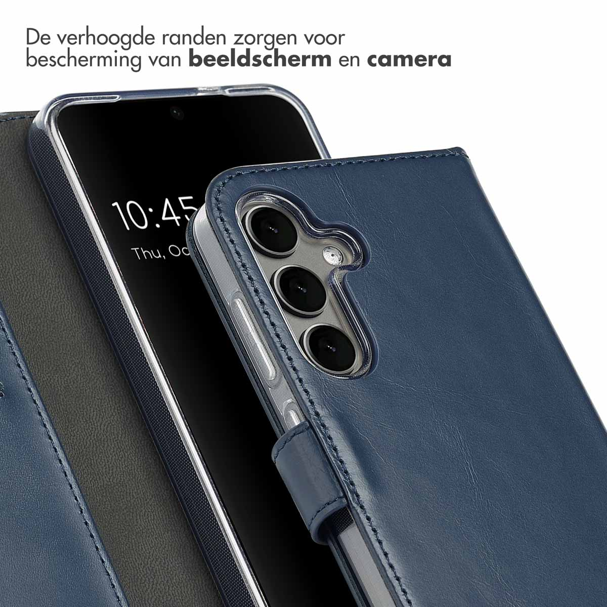 Een blauwe telefoonhoes met een telefoon erin. Het heeft een ledertextuur en het scherm is zichtbaar.