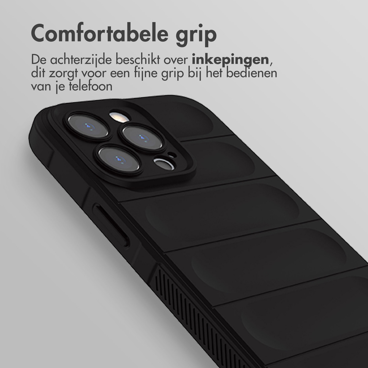 Eine schwarze Handyhülle mit gepolstertem Design auf hellem Hintergrund. Die Rückseite hat Vertiefungen für den Griff.