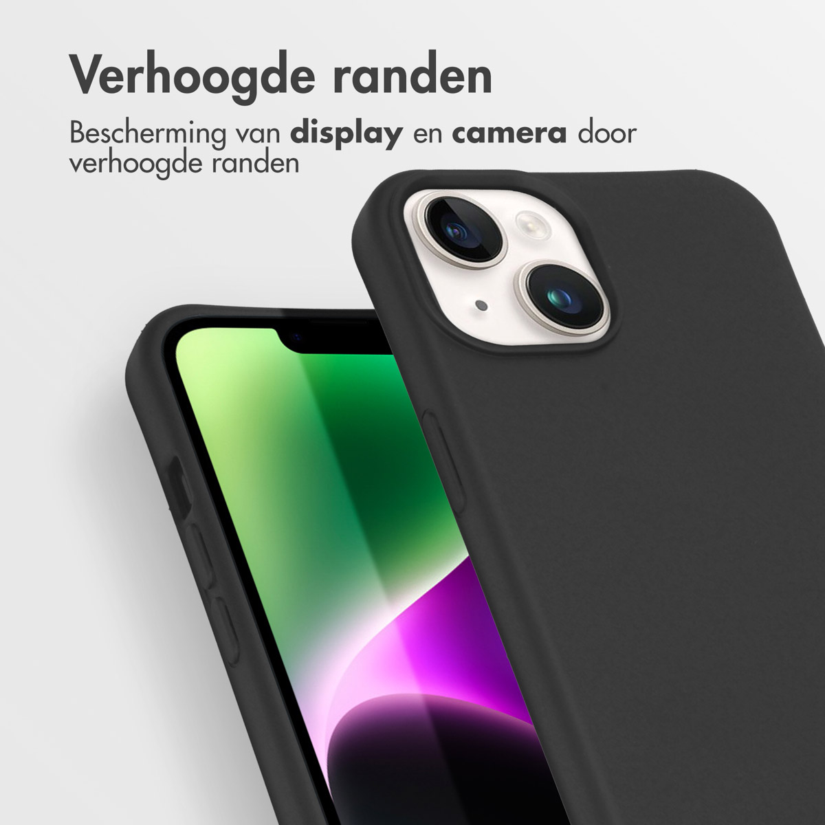 Coque noire avec bords surélevés. Téléphone à l'intérieur. La coque protège l'écran et la caméra.