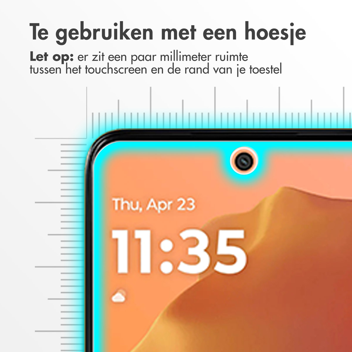 Gros plan de l'écran du téléphone, affichant l'heure et la date. Une règle est sur l'écran.