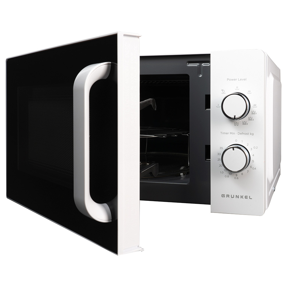 Forno a microonde bianco con porta aperta, che mostra l'interno e i comandi.