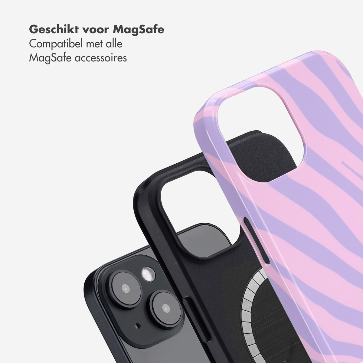 Twee telefoonhoesjes: een zwarte en een met roze zebra strepen.