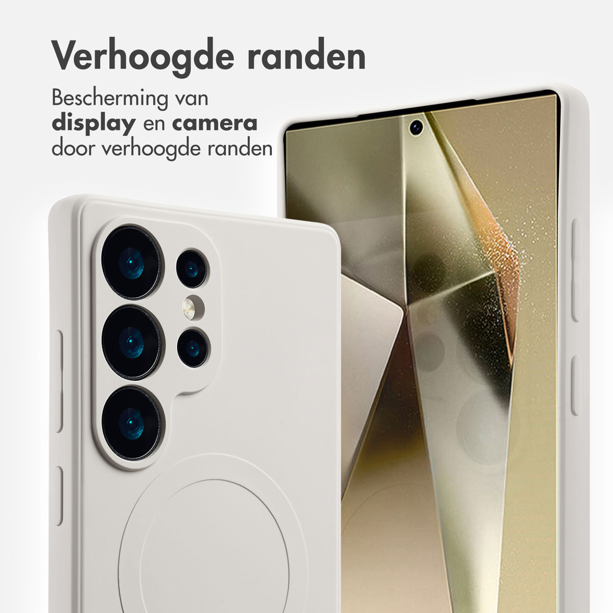 Close-up van telefoon en hoesje. De telefoon heeft een witte hoes en staat op een lichtblauwe achtergrond.