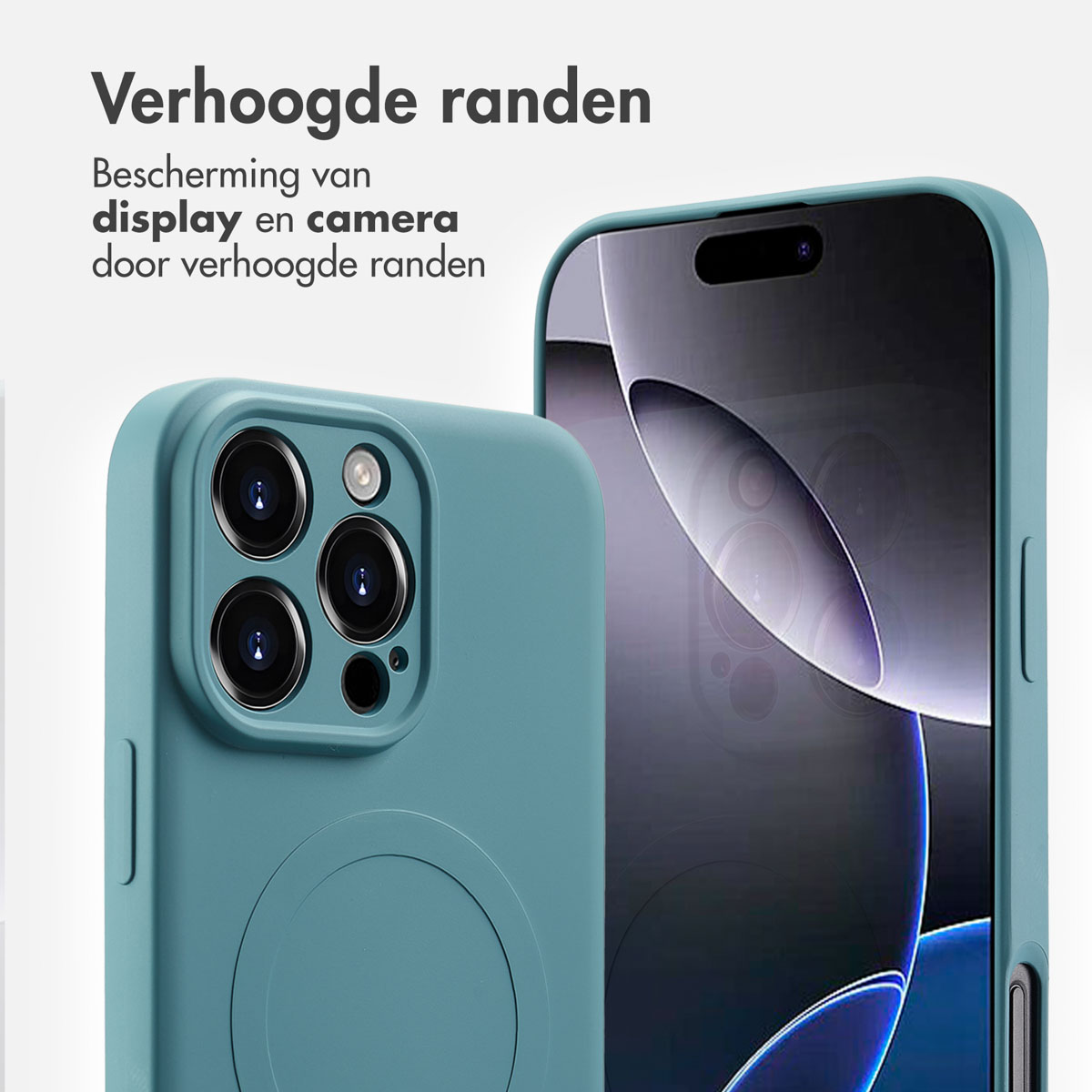 Blauw telefoonhoesje en telefoon met scherm. Verhoogde randen, duidelijke MagSafe cirkel op hoesje.