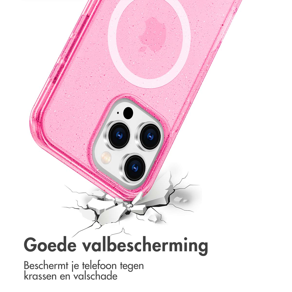 Coque de téléphone rose avec MagSafe. L'étui se brise sous la pression, montrant des fissures.
