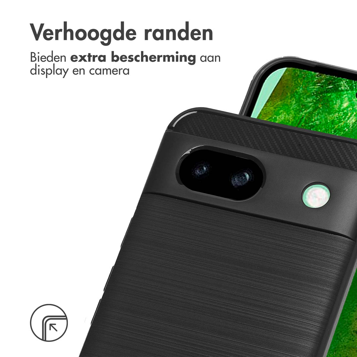 Un téléphone dans une coque noire avec des bords surélevés et une caméra. La coque est noire.