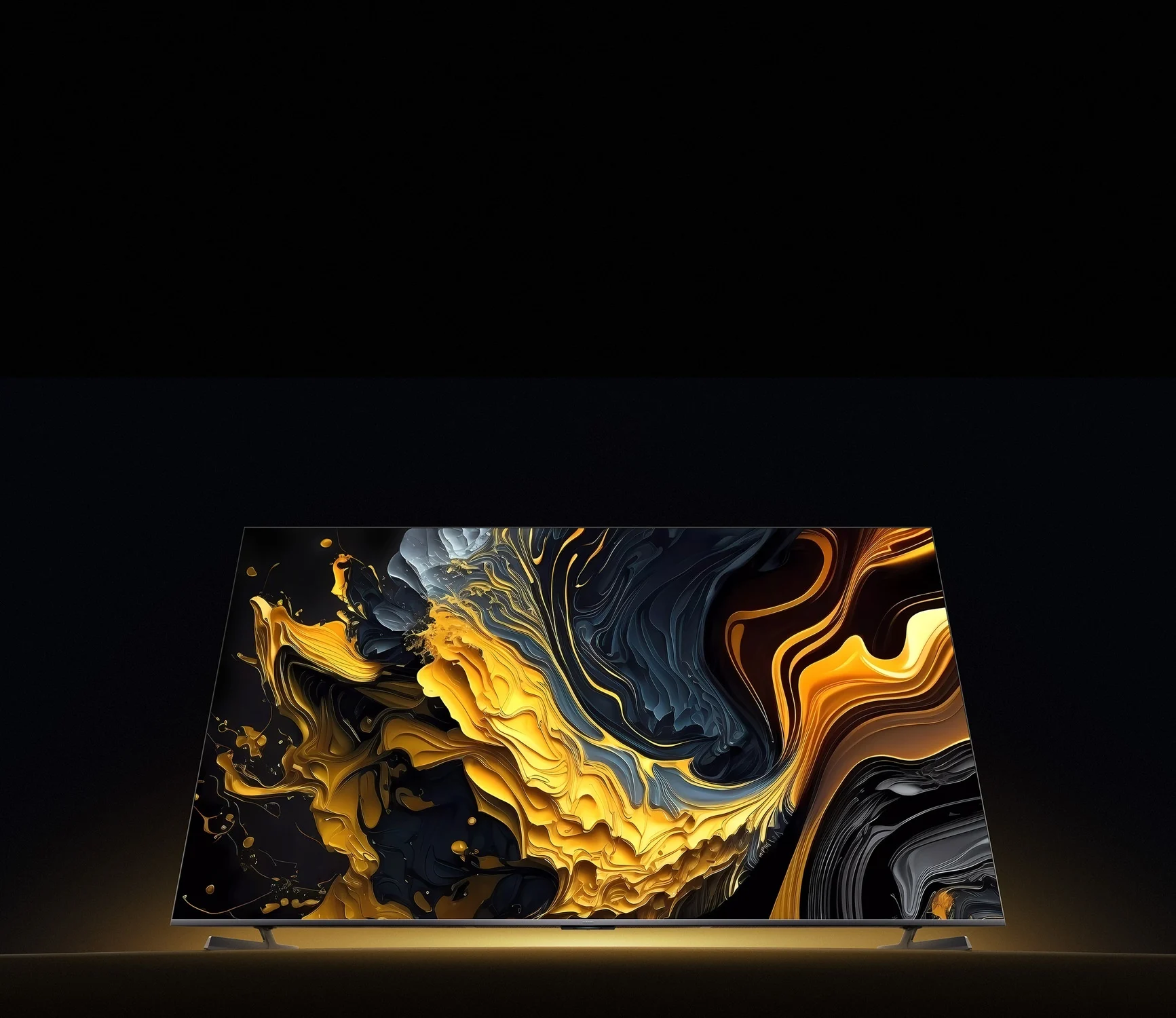 Duży telewizor z abstrakcyjną sztuką w kolorze złotym, czarnym i żółtym. Tło jest całe czarne.