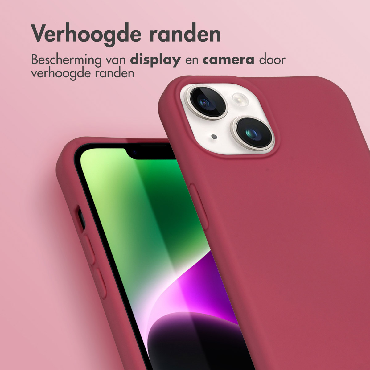 Étui de téléphone bordeaux avec un design strié. Montre l'arrière et l'écran.