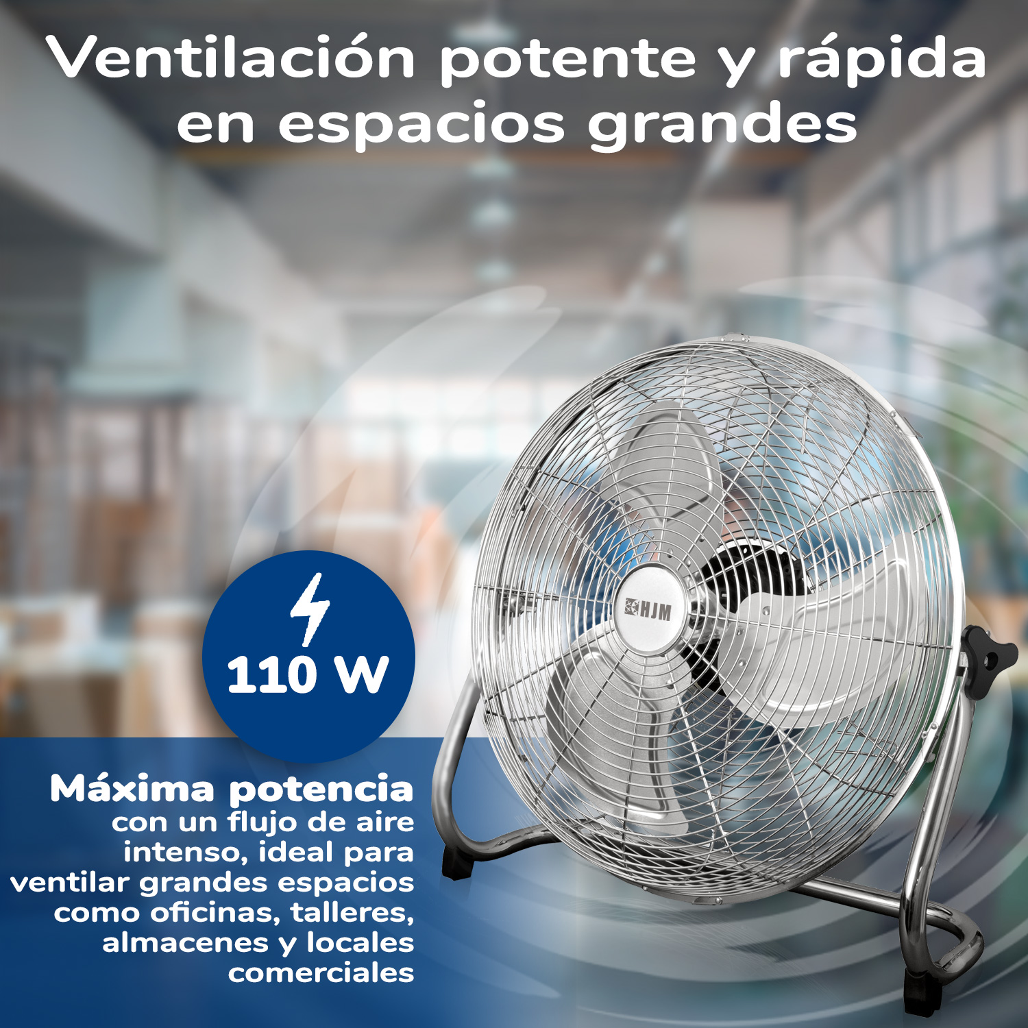 Ventilador industrial plateado con 110W de potencia, colocado en un entorno comercial, vista clara.